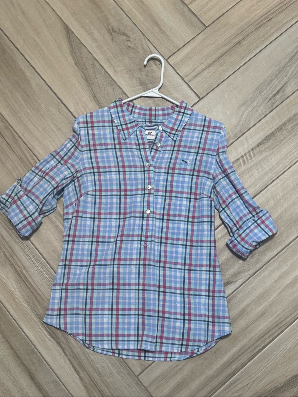 Women’s Vineyard Vines Light Blue Plaid Roll-Tab Button Shirt